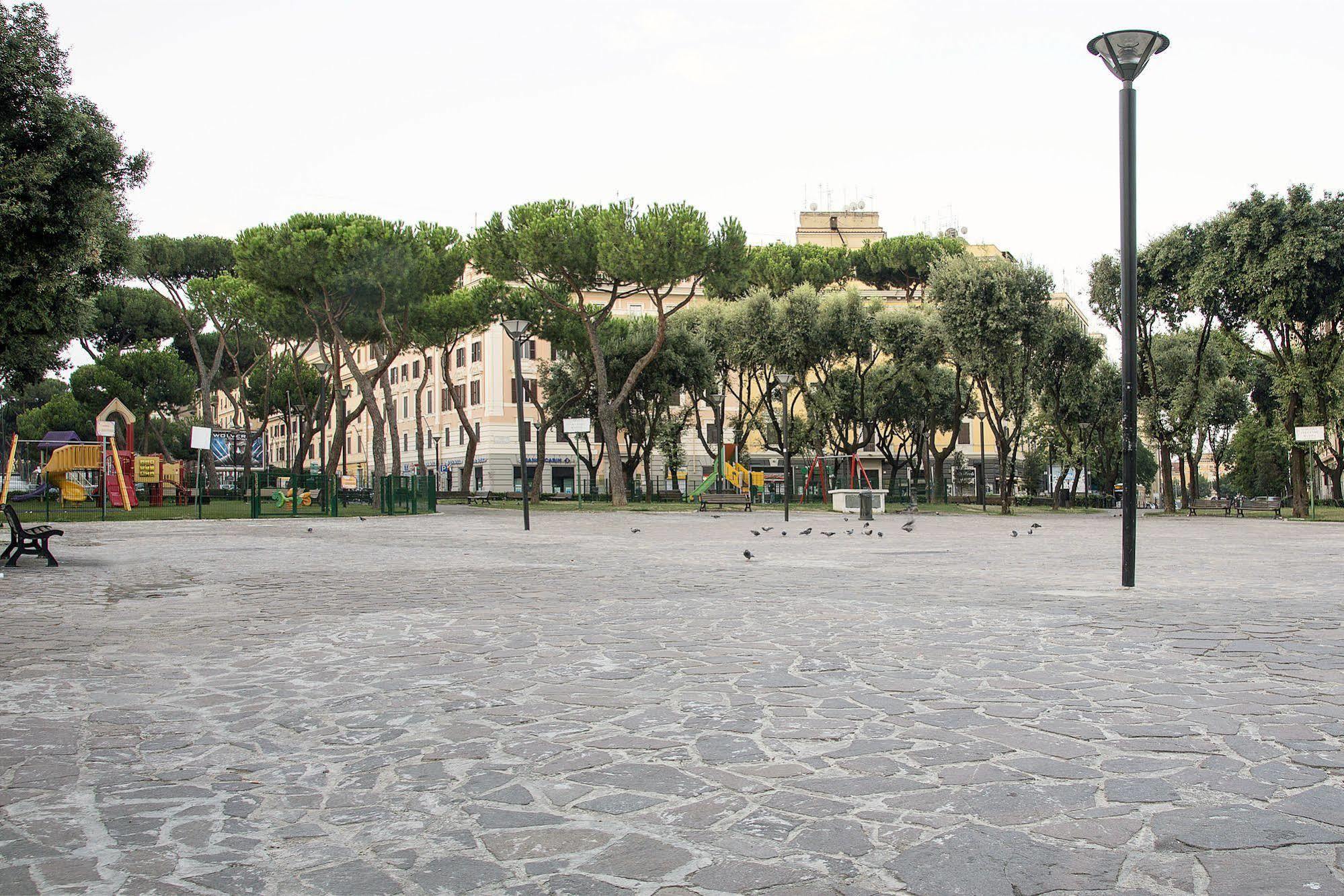 Bells Of Rome Hotel Exterior photo